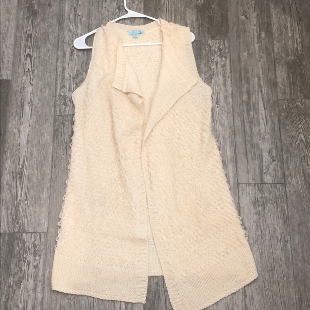 She + Sky Creme Sweater Tunic Vest